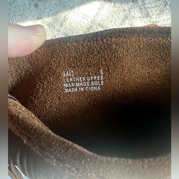 Minnetonka boots - Picture 7 of 10